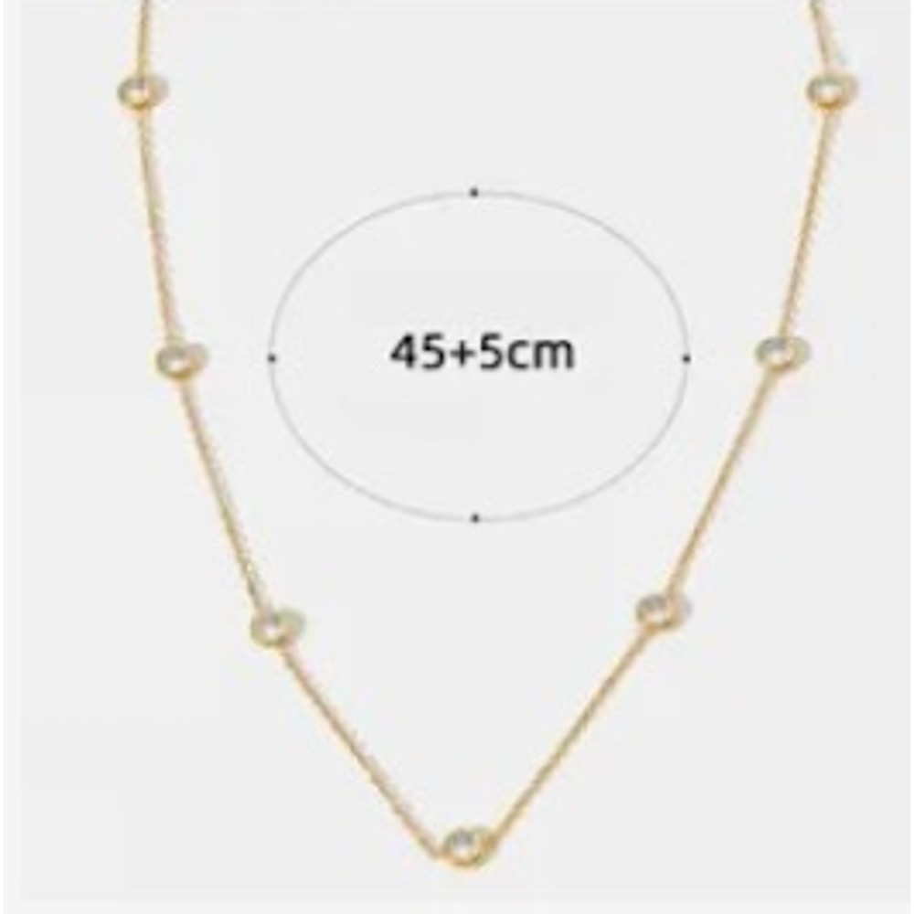 Circular Crystal Pendant Necklace